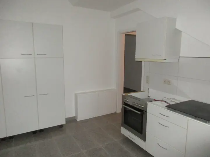 Gemütliche 3-Zimmer-Dachgeschosswohnung mit großer Dachterrasse und Garten in Dühren, Sinsheim, Foto 8 von 12