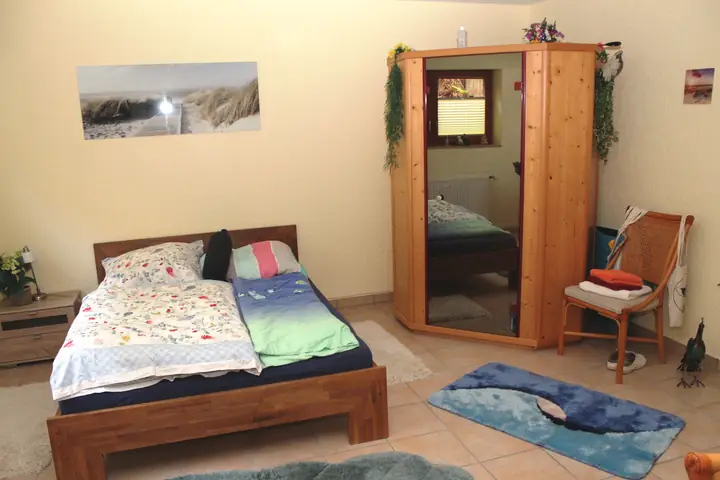 Exklusive 4,5-Zimmerwohnung über 2 Ebenen mit 2 Terrassen, Garten, Garage und 2 Stellplätzen in Adersbach, Sinsheim, Foto 14 von 25